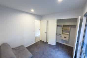 70 Hughs Way, Flat Bush