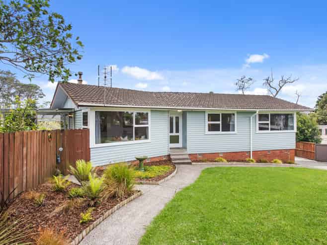 31 Thornlow Street, Glendene