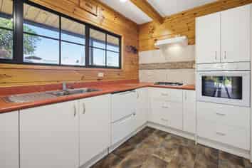 38 Gemini Place, Kawaha Point