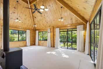 38 Gemini Place, Kawaha Point