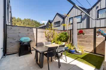 21 Doug Jensen Street, Wallaceville