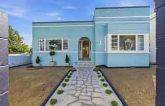 129 Victoria Road, Devonport