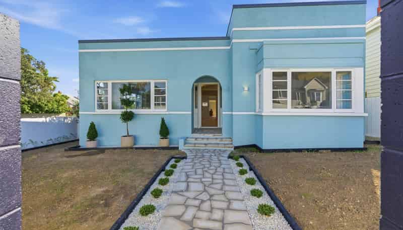 129 Victoria Road, Devonport