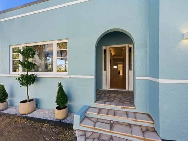 129 Victoria Road, Devonport