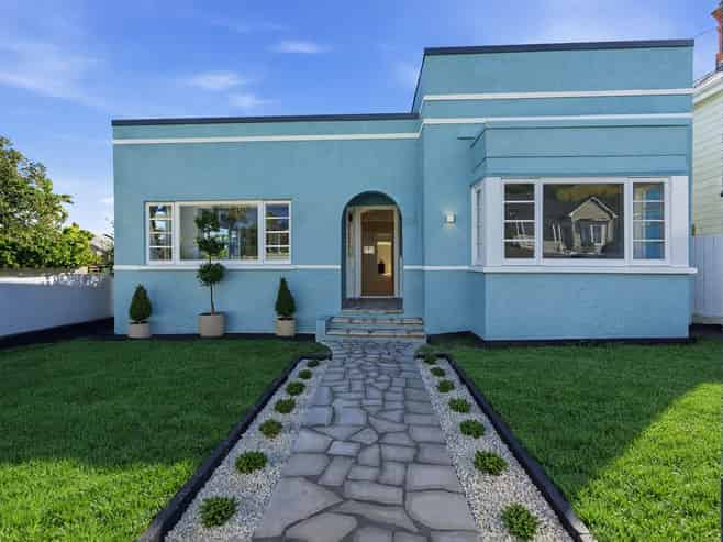 129 Victoria Road, Devonport