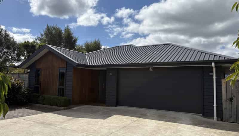 18 Dundee Road, Mosgiel