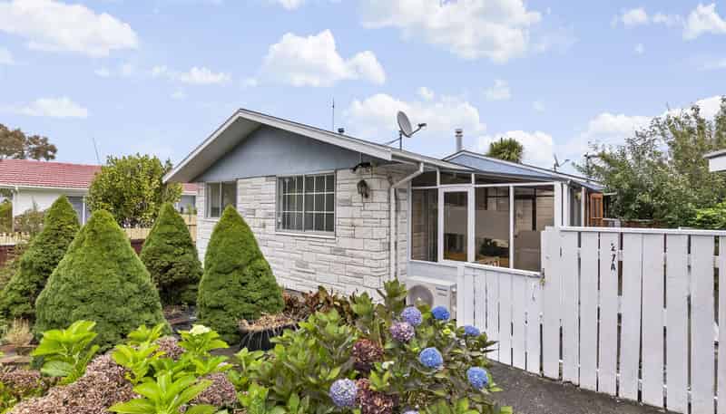 27A Shanly Street, Brown Owl