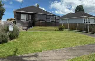 1 Robbins Crescent, Hawera