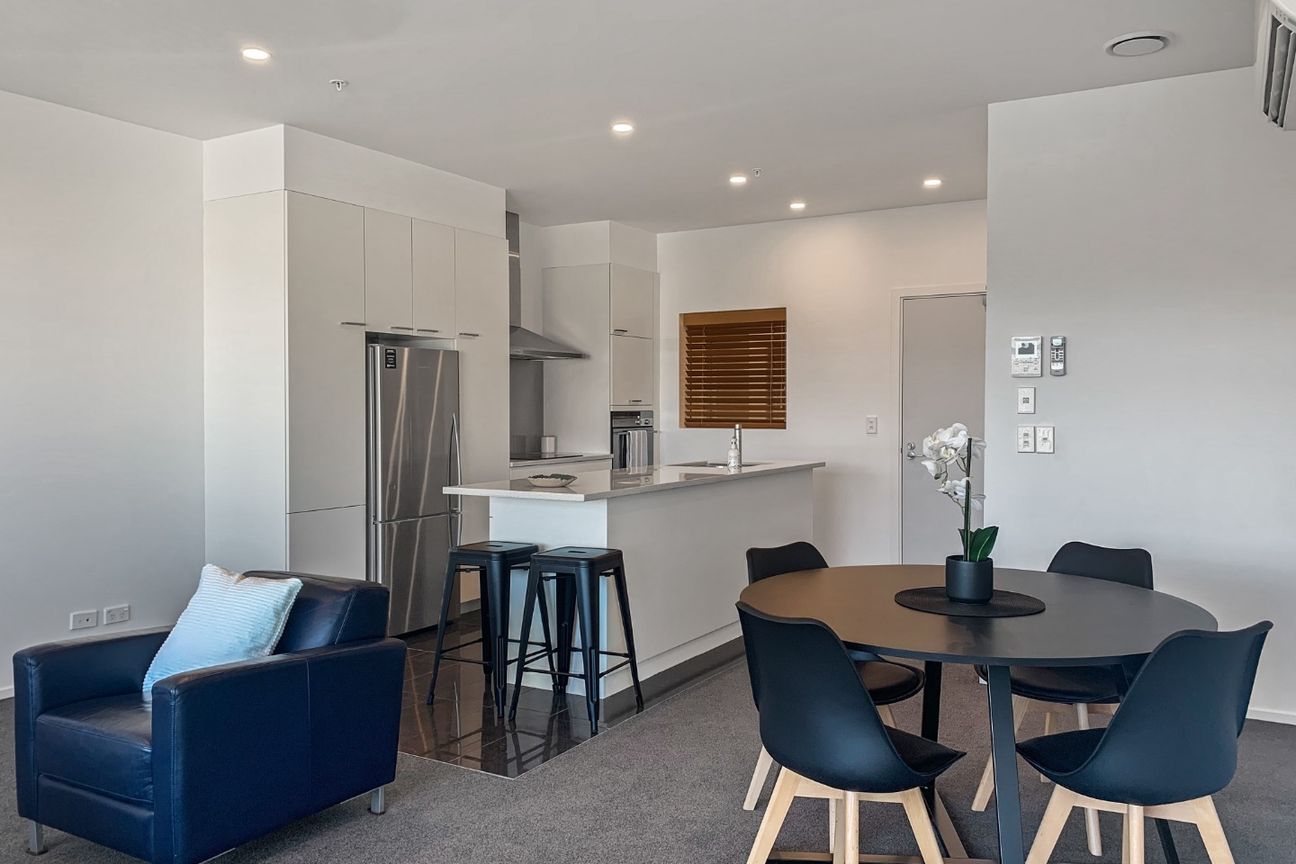 CITY CENTER-2 BEDROOM APARTMENT, FULLY FURNISHED AND READY TO MOVE IN! - Widok 5