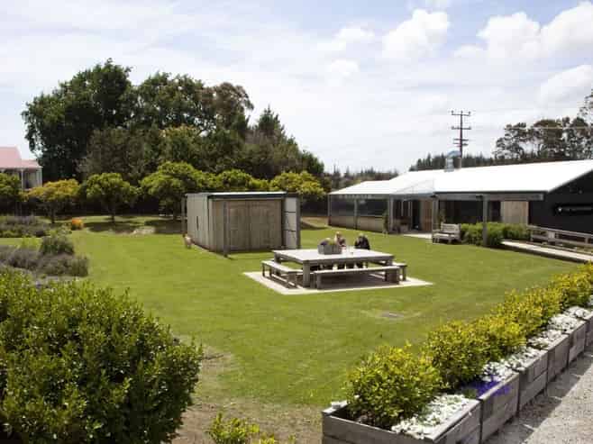 Hospitality opportunity on State Hwy 16