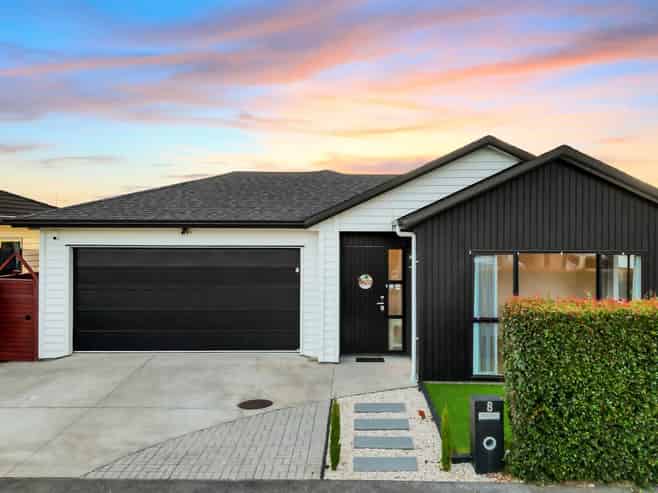 8 Koroheke Road, Takanini