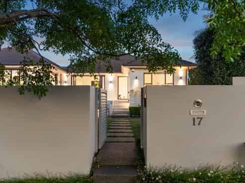 17 Grantham Road, Glendowie