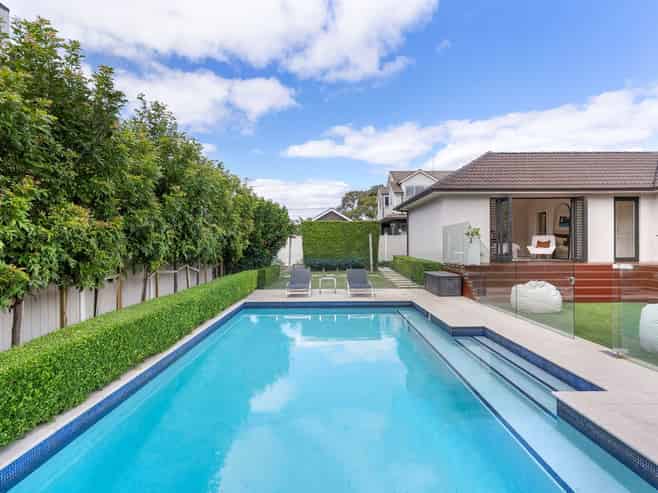 17 Grantham Road, Glendowie