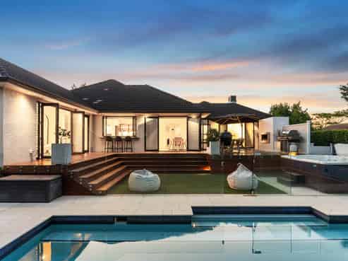 17 Grantham Road, Glendowie