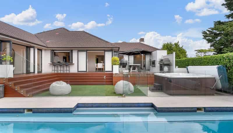 17 Grantham Road, Glendowie