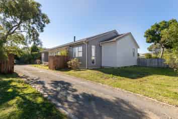 285 Te Moana Road, Waikanae