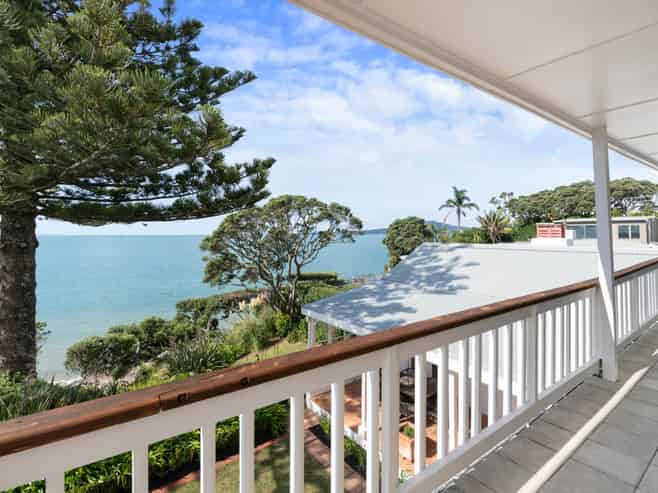 41  Clifton Road, Takapuna