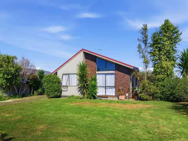 13 Hereford Street, Springvale