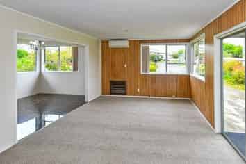 16a Mclean Avenue, Papatoetoe