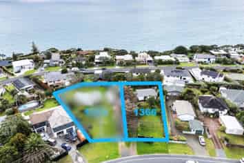 1366 Whangaparaoa Road, Army Bay