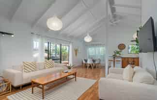 32 Captain Cook Road, Cooks Beach