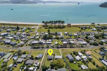 32 Captain Cook Road, Cooks Beach