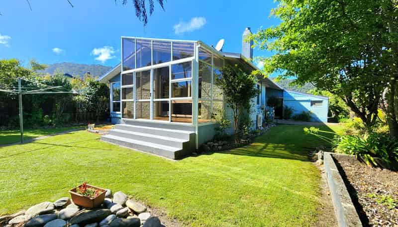 79 Hall Street, Cobden