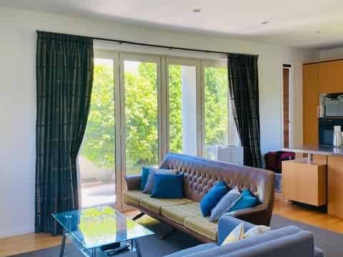 4 Cheltenham Street, Merivale