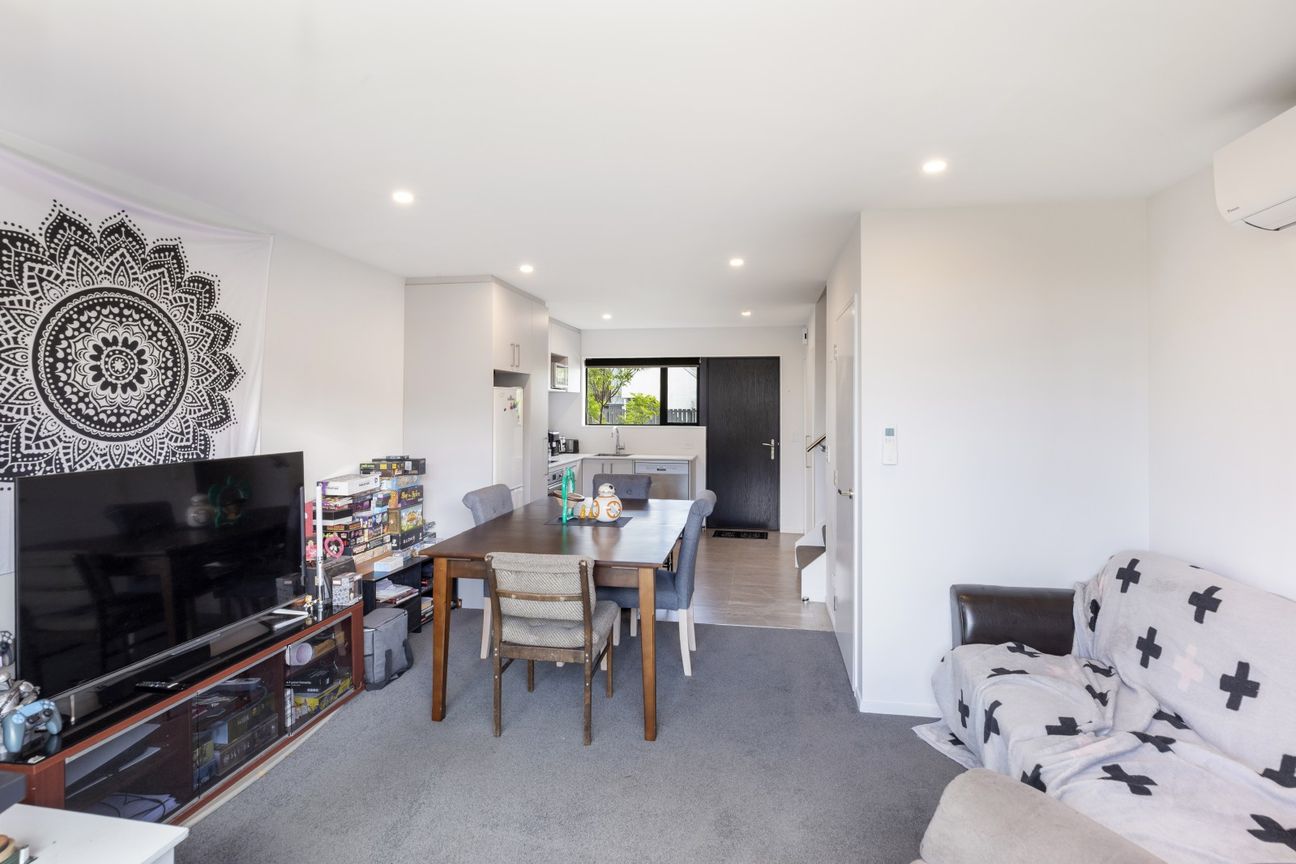 The Best Value Two Brm Townhouse On The Market - Widok 6