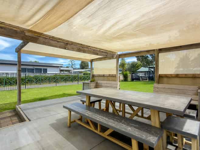211a The Square, Whangamata