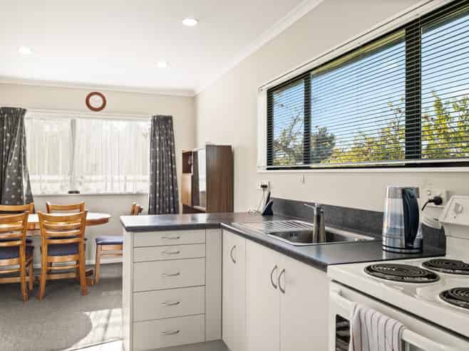 33 Bourke Street, Waikouaiti