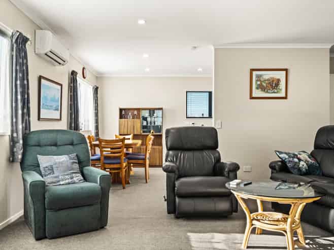 33 Bourke Street, Waikouaiti