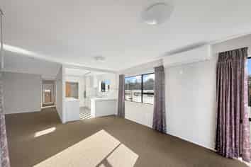 52 Eureka Place , Parahaki