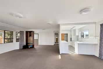 52 Eureka Place , Parahaki