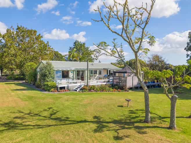 6 Kennedy Road, Dairy Flat