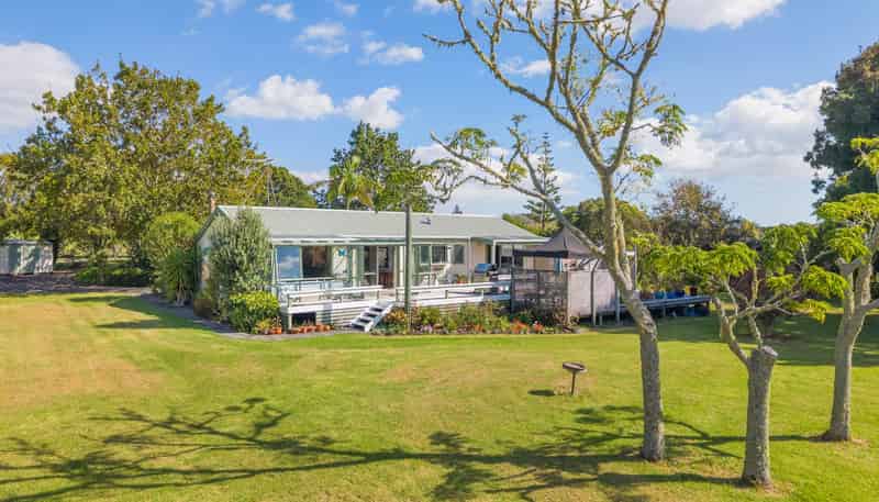 6 Kennedy Road, Dairy Flat