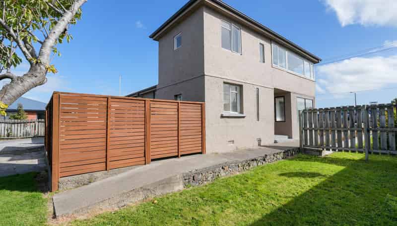 327 North Road, Waikiwi