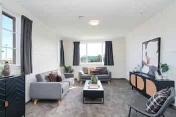 327 North Road, Waikiwi