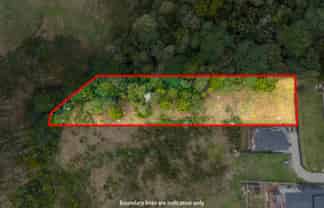 11 Grand Ridge Avenue, Flat Bush