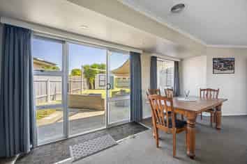 433 Kennedy Road, Pirimai