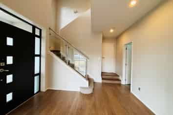 8 Desmond Road, Silverdale