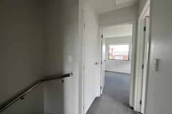 5/137 Hall Avenue, Mangere