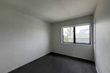 5/137 Hall Avenue, Mangere