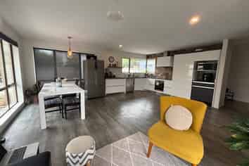 16 Cockle Lane, Waimairi Beach