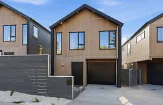 24 Thorp Street, Saint Johns