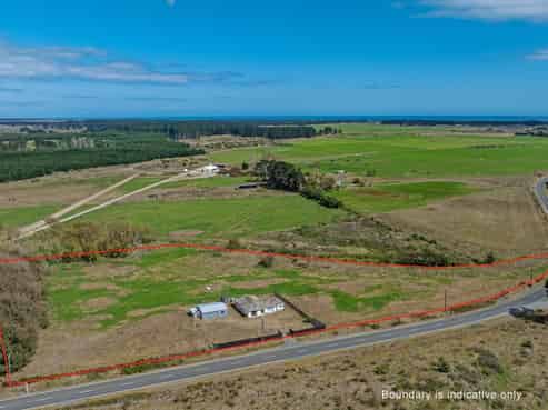 371 Himatangi Beach Road, Himatangi