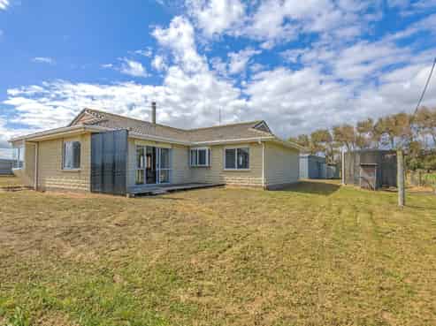 371 Himatangi Beach Road, Himatangi