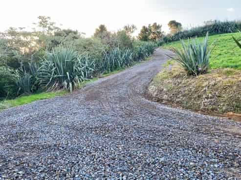 1242 Russell Road, Oakura Coast