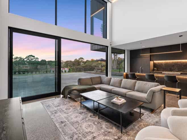 49 Candia Road, Swanson