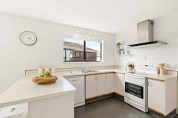 12A Shastri Terrace, Khandallah